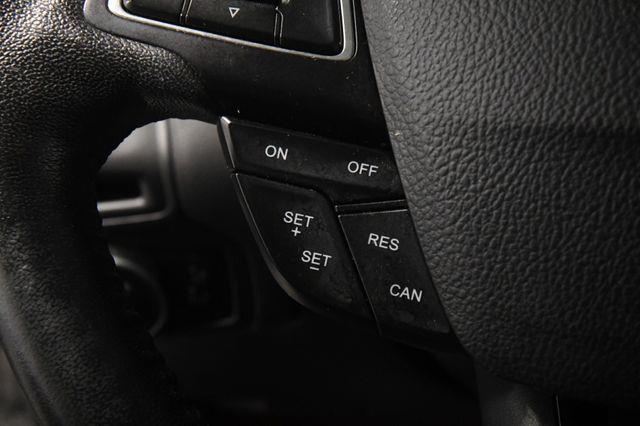 2016 Ford Focus SE w/ Heated Seats photo