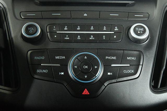 2016 Ford Focus SE w/ Heated Seats photo