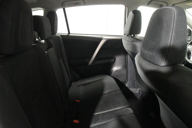 2017 Toyota RAV4 LE photo