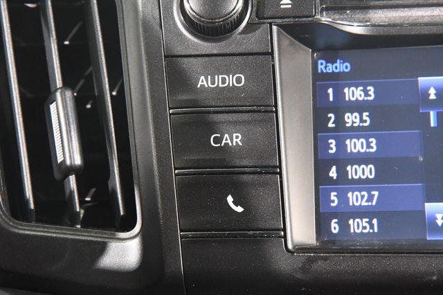 2017 Toyota RAV4 LE photo