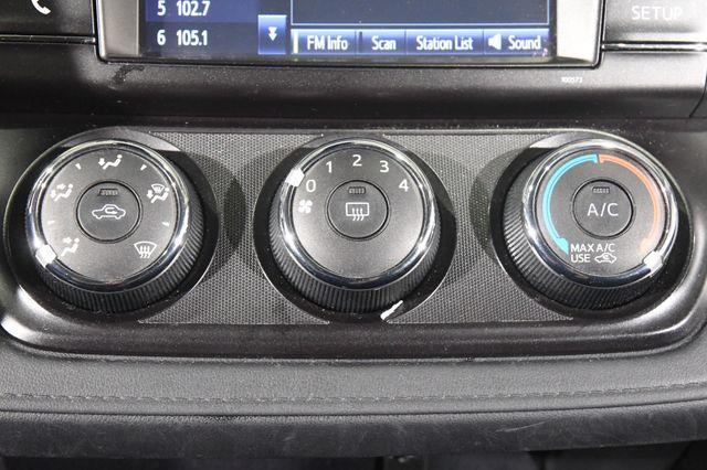 2017 Toyota RAV4 LE photo