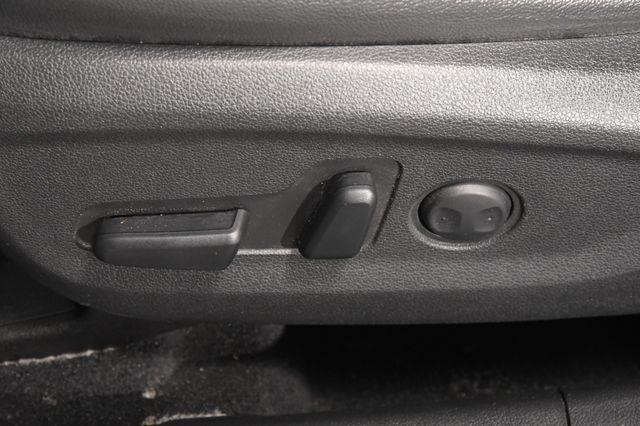 2016 Hyundai Tucson Limited w/ Nav/Blindspot/ Safe photo