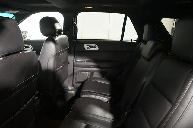 2015 Ford Explorer XLT photo