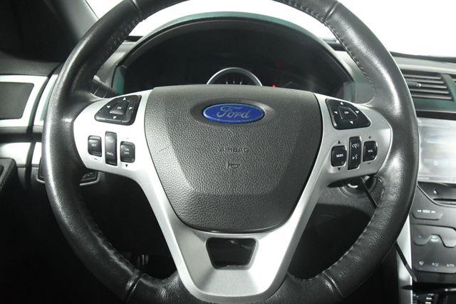 2015 Ford Explorer XLT photo