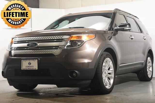 The 2015 Ford Explorer XLT photos