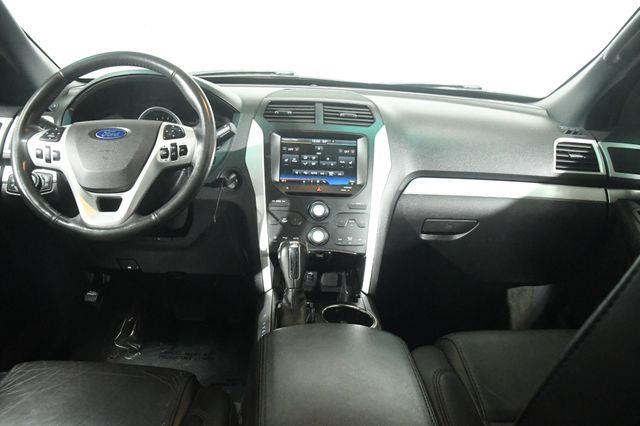 2015 Ford Explorer XLT photo