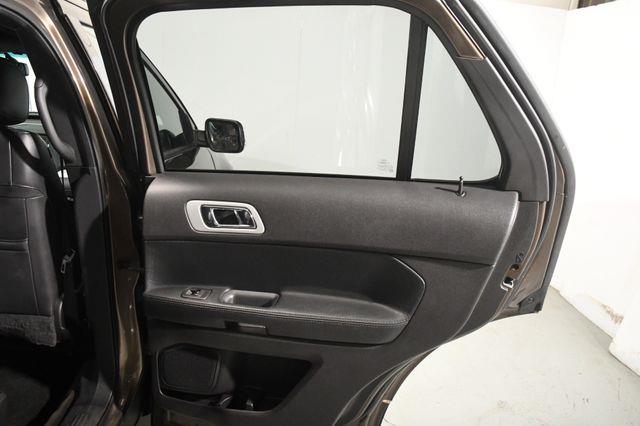 2015 Ford Explorer XLT photo