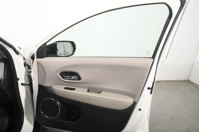 2018 Honda HR-V EX AWD CVT photo