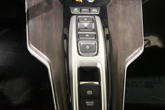 2018 Honda Clarity Plug-In Hybrid SEDAN photo