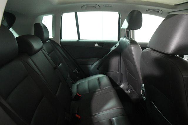2016 Volkswagen Tiguan SE photo