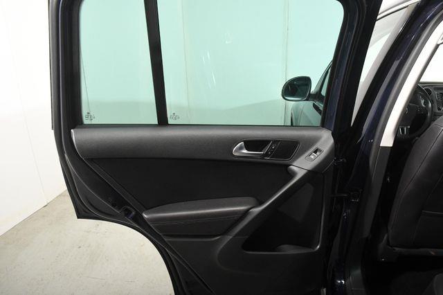 2016 Volkswagen Tiguan SE photo