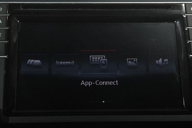 2016 Volkswagen Tiguan SE photo