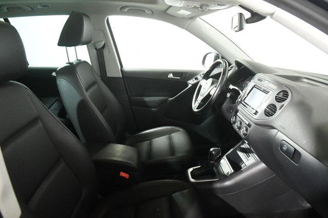 2016 Volkswagen Tiguan SE photo