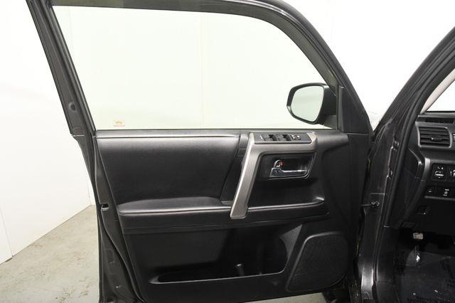 2018 Toyota 4Runner Limited photo
