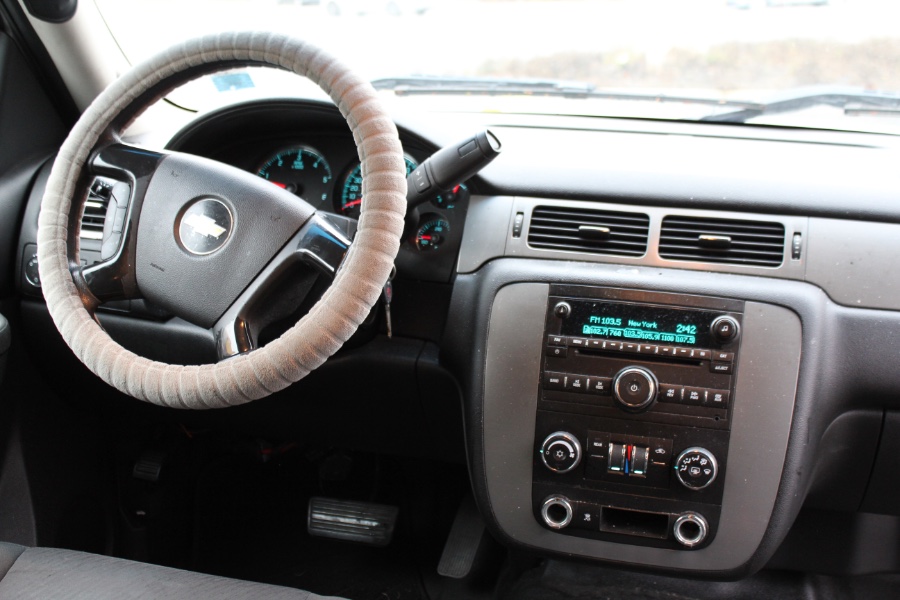 2011 Chevrolet Tahoe Police photo