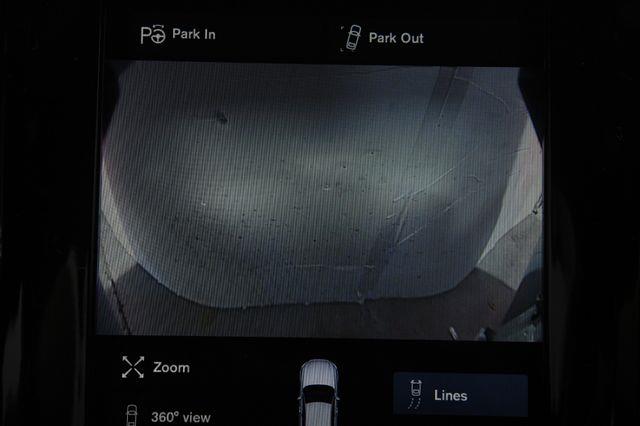 2018 Volvo S90 Momentum photo