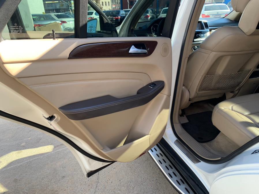 2013 Mercedes-Benz M-Class ML350 4MATIC photo