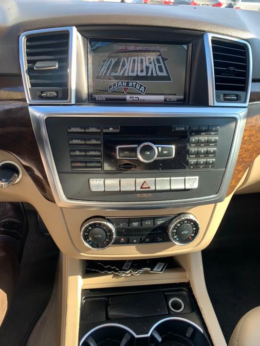 2013 Mercedes-Benz M-Class ML350 4MATIC photo