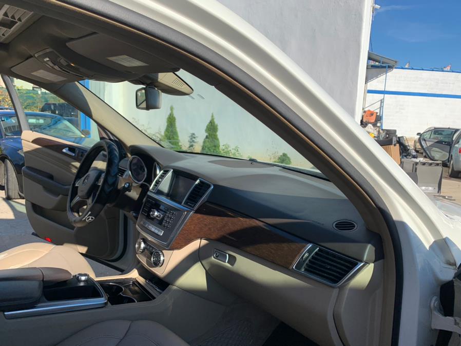 2013 Mercedes-Benz M-Class ML350 4MATIC photo