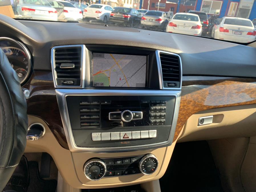 2013 Mercedes-Benz M-Class ML350 4MATIC photo