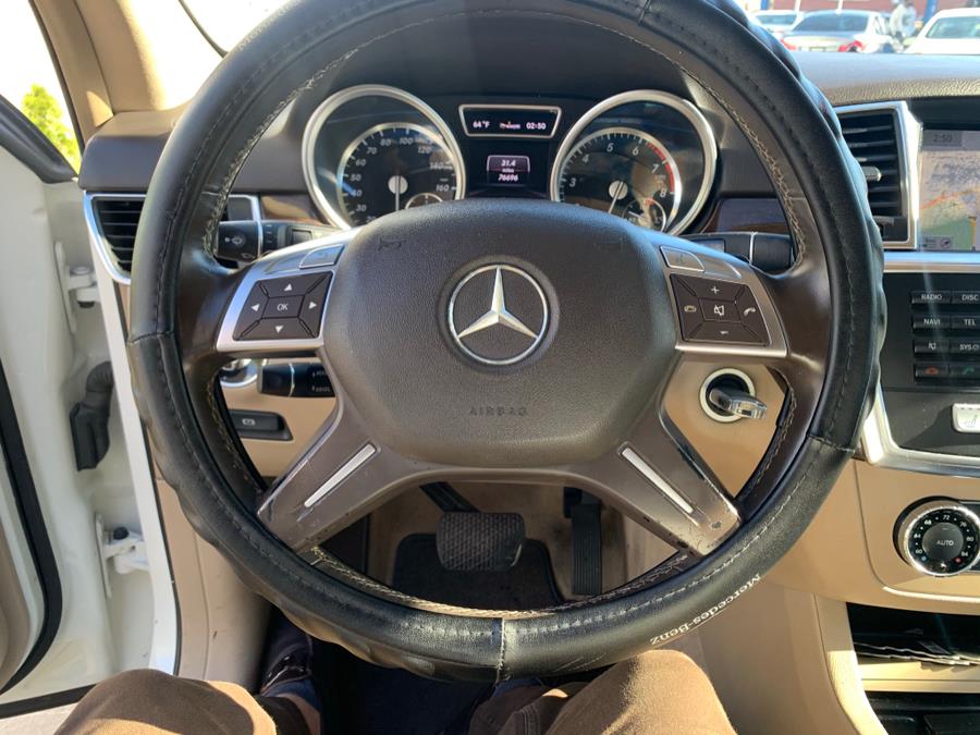 2013 Mercedes-Benz M-Class ML350 4MATIC photo