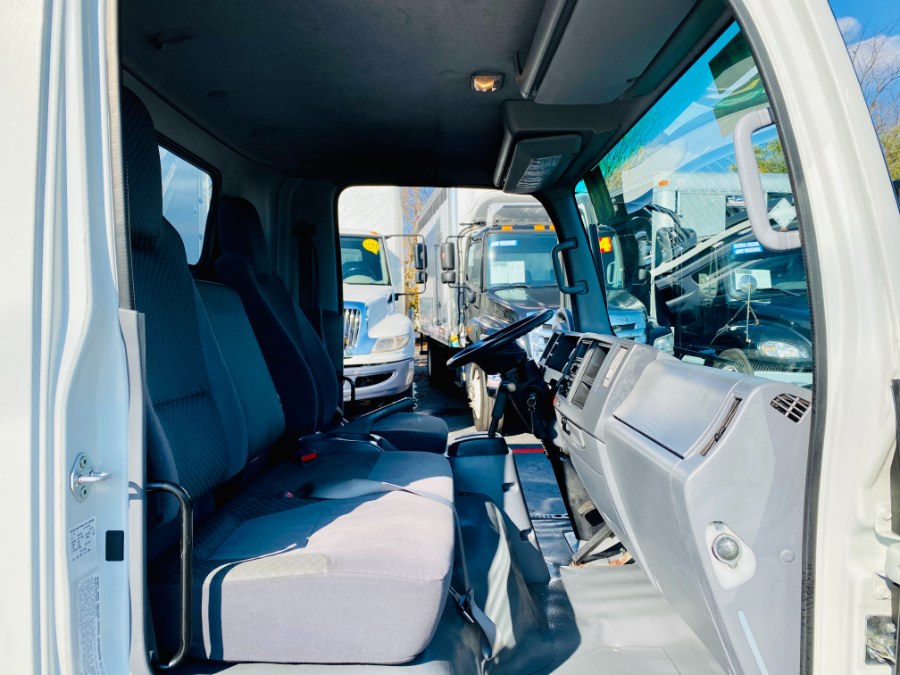 2014 Isuzu NPR HD  photo