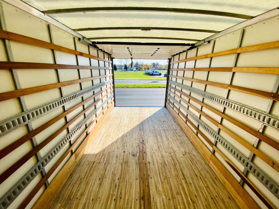 2014 Isuzu NPR HD  photo