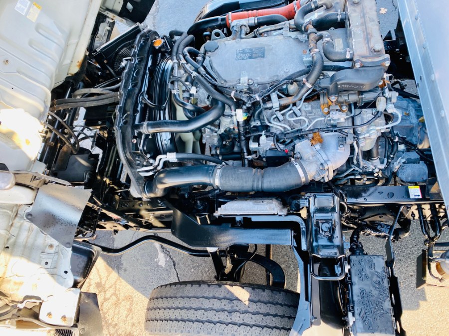 2014 Isuzu NPR HD  photo