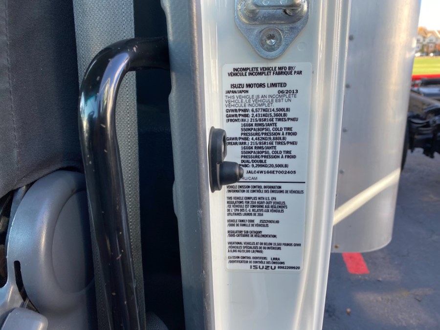 2014 Isuzu NPR HD  photo