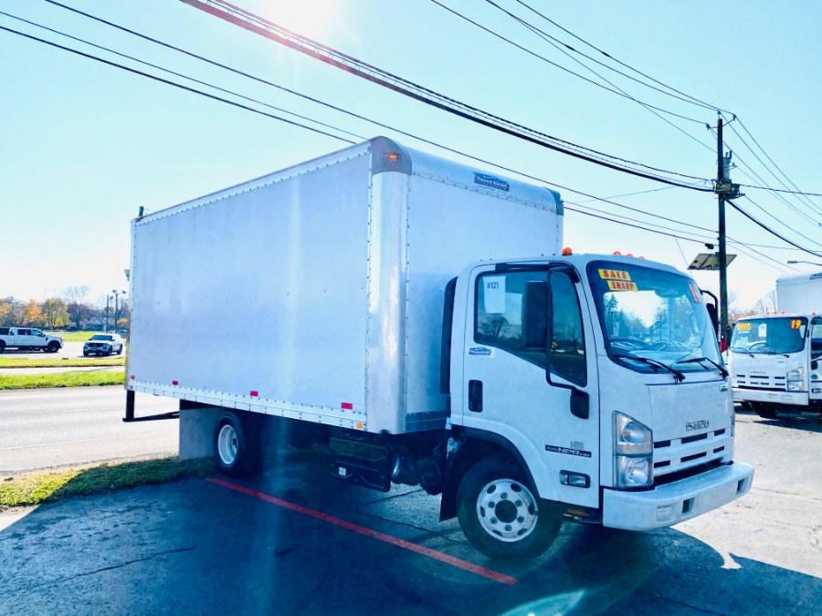 2014 Isuzu NPR HD  photo
