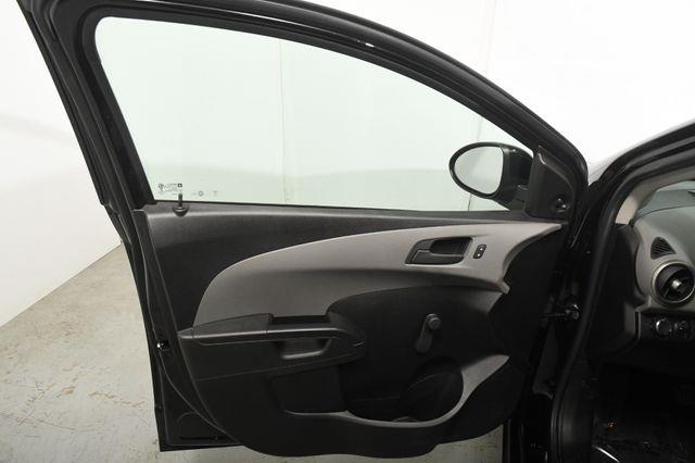 2016 Chevrolet Sonic LS photo
