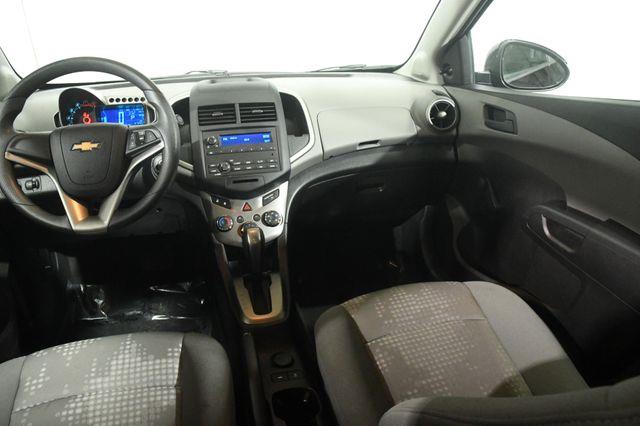 2016 Chevrolet Sonic LS photo