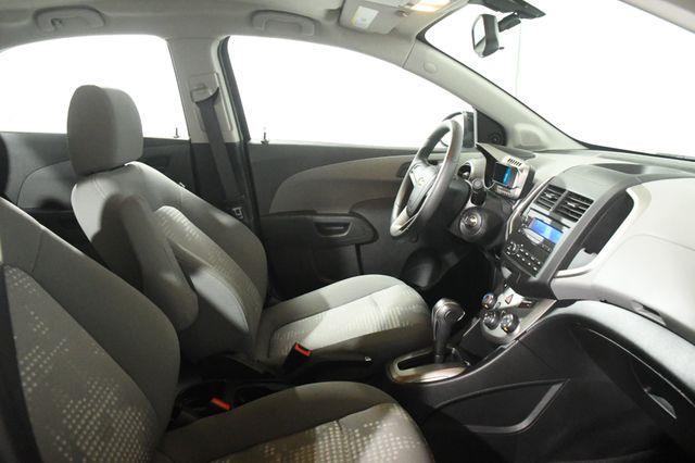 2016 Chevrolet Sonic LS photo