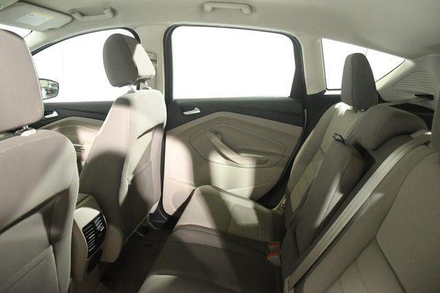 2013 Ford C-Max Hybrid SE photo