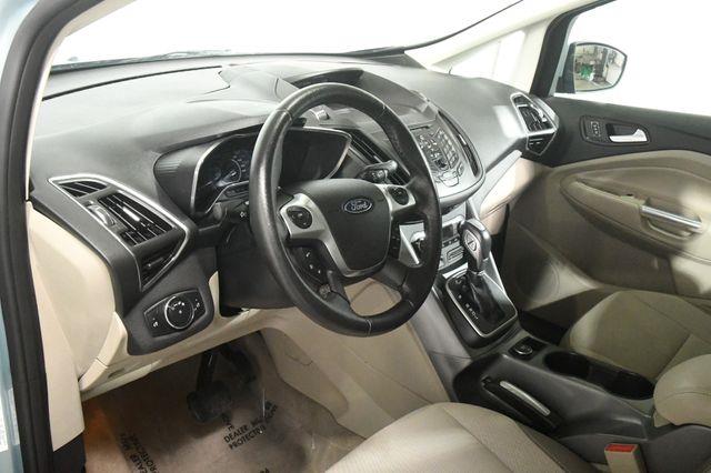 2013 Ford C-Max Hybrid SE photo