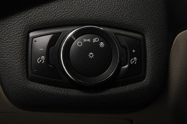 2013 Ford C-Max Hybrid SE photo