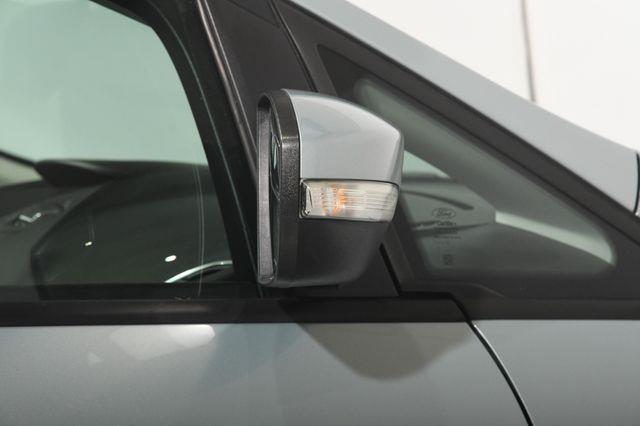 2013 Ford C-Max Hybrid SE photo
