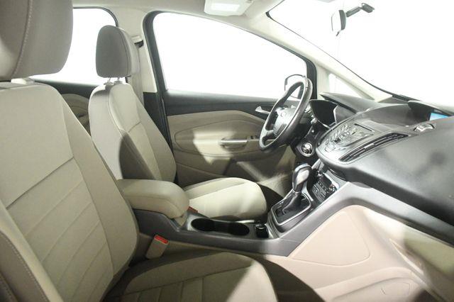 2013 Ford C-Max Hybrid SE photo