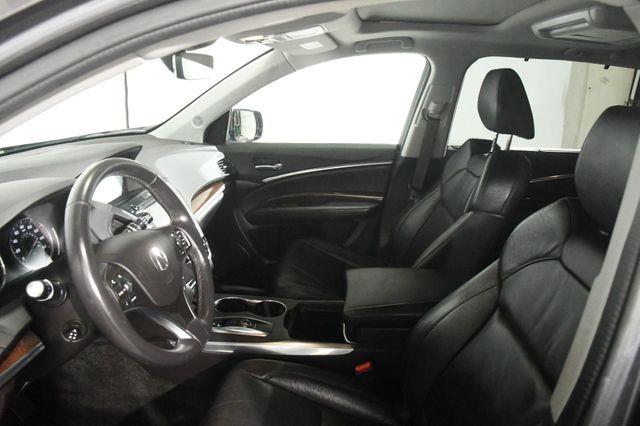 2017 Acura MDX w/Technology/Entertainment Pkg photo