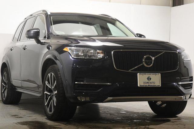 2016 Volvo XC90 T6 Momentum photo