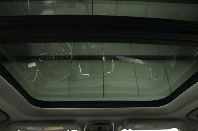 2016 Volvo XC90 T6 Momentum photo