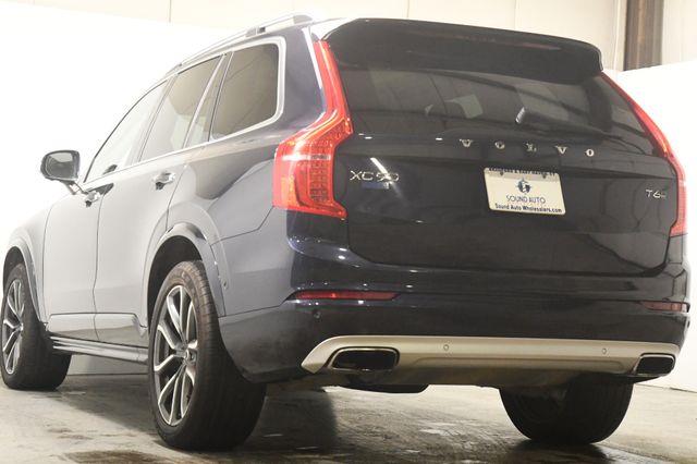 2016 Volvo XC90 T6 Momentum photo