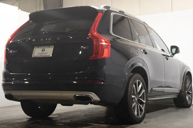 2016 Volvo XC90 T6 Momentum photo