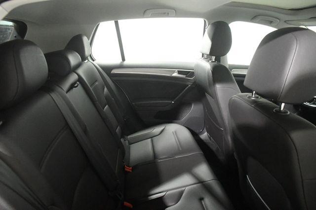 2015 Volkswagen Golf TSI SE photo