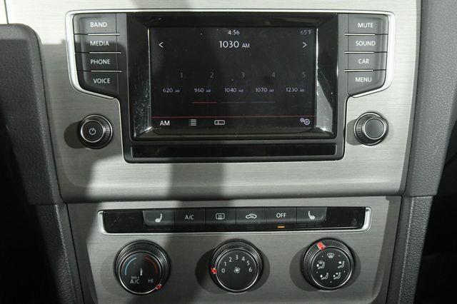 2015 Volkswagen Golf TSI SE photo