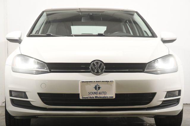 2015 Volkswagen Golf TSI SE photo