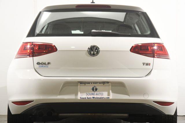 2015 Volkswagen Golf TSI SE photo