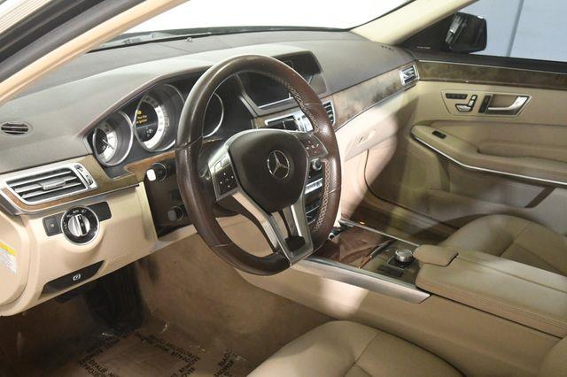 2014 Mercedes-Benz E-Class E350 4MATIC Sport photo