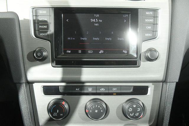 2015 Volkswagen Golf SportWagen TDI photo