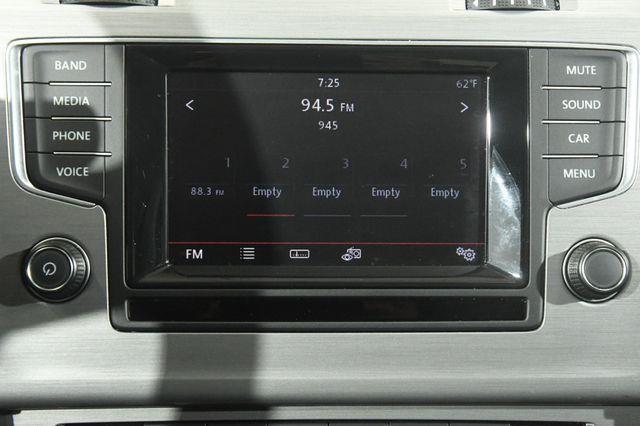 2015 Volkswagen Golf SportWagen TDI photo